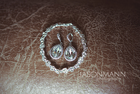 ajP_0033