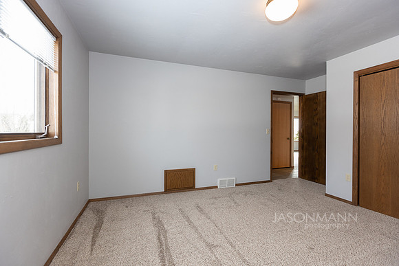 1690Iowa_WEB_0020