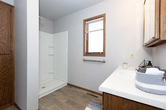 1690Iowa_WEB_0013