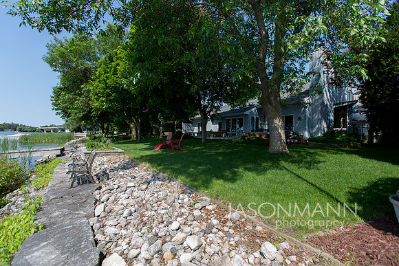 1829memorialDr_0043